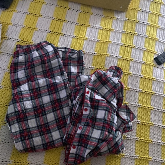 Macy’s Christmas PJ Set - Picture 5 of 5